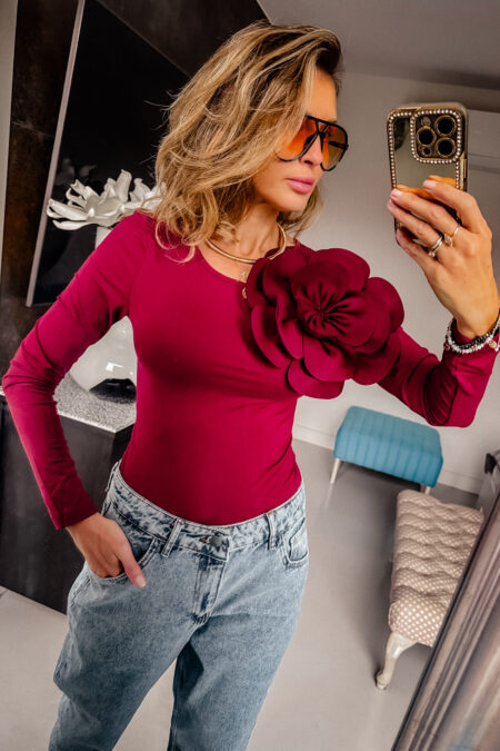 Body - kwiat ciemny czerwony